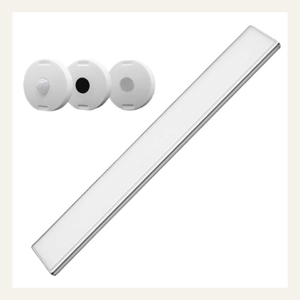 Slim cabinet light bar with three sensor modules