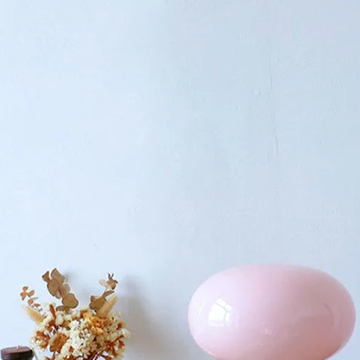 Pink Lollipop table lamp globe and metal base detail